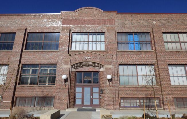 $0 DEPOSIT OPTION!HISTORIC LOFT WITH MODERN FLAIR IN FIVE POINTS!