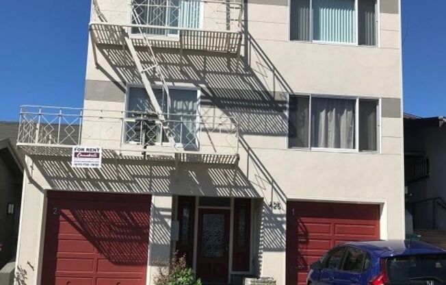 1 bed, 1 bath, $2,600, Unit 2