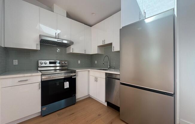 53 LEDYARD ST