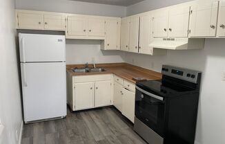 2 beds, 1 bath, 715 sqft, $1,225, Unit 3426 W Hamilton Ave