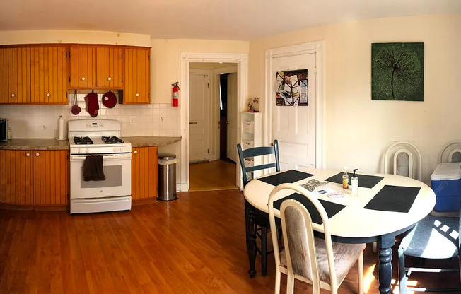 255 Lowell St Unit 1