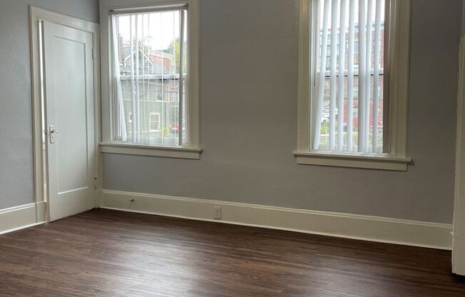 Studio, 1 bath, 350 sqft, $1,235, Unit 202