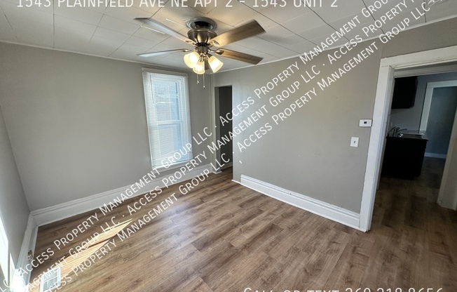 1543 PLAINFIELD AVE NE