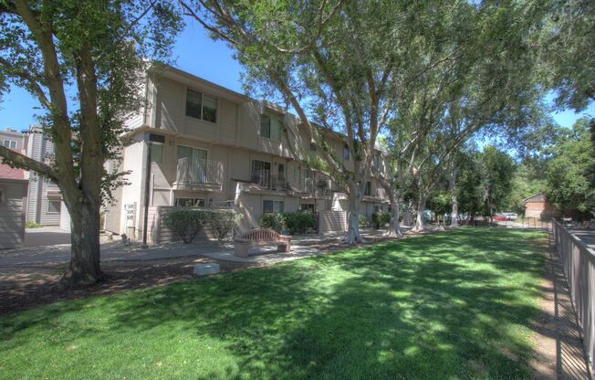 Stonegate Village Apartments