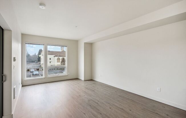 1 bed, 1 bath, 690 sqft, $1,595