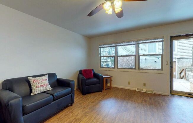 2 beds, 2 baths, $1,790