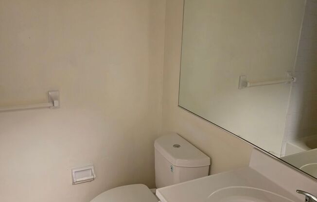 1 bed, 1 bath, 742 sqft, $1,925, Unit 183