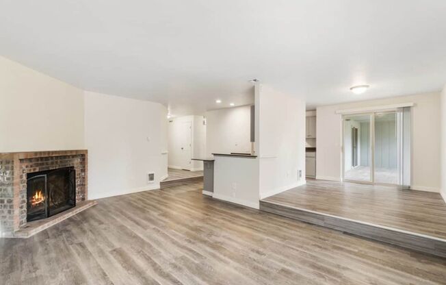 10404 10419 MCKINLEY AVE E