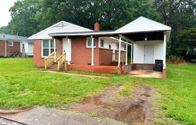 Statesville West - 3BR/1BA