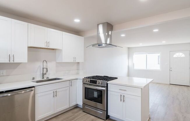 136 5 AVE