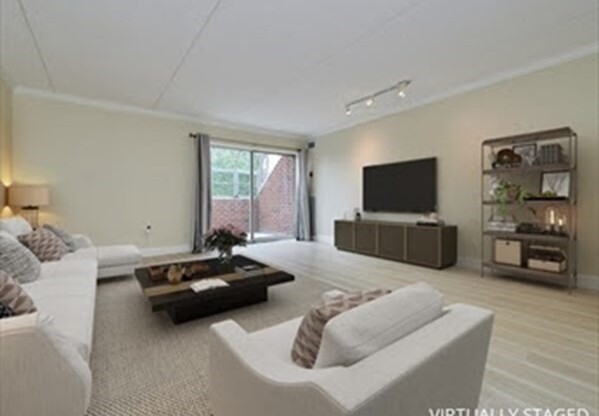 50-56 Broadlawn Park