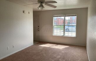 3 beds, 1.5 baths, $925, Unit 2803 Cantabrian Unit A