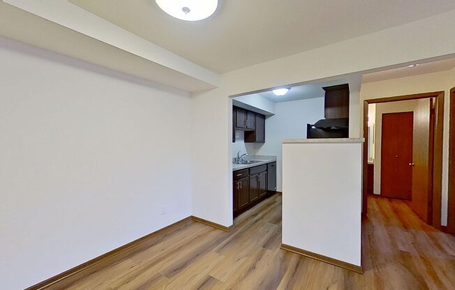 1 bed, 1 bath, 728 sqft, $1,164, Unit 20