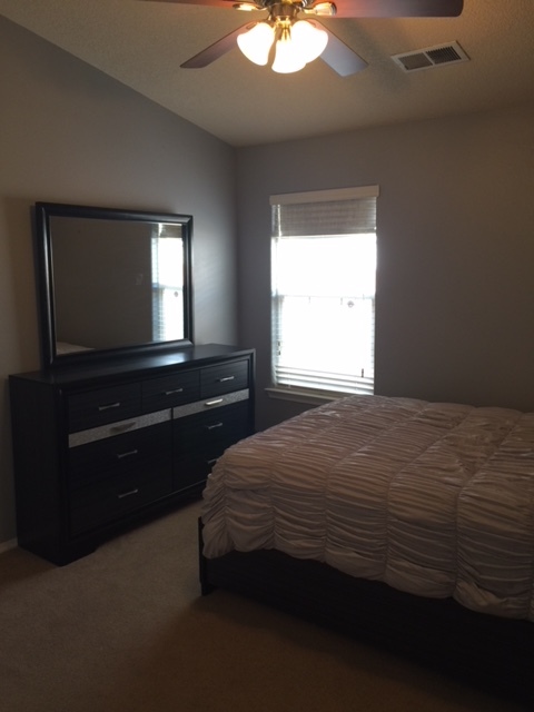 3 beds, 2 baths, $2,000