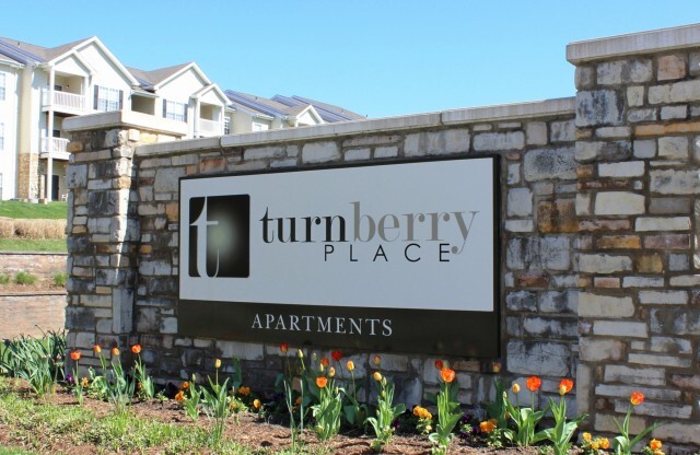 Welcome Home to Turnberry Place