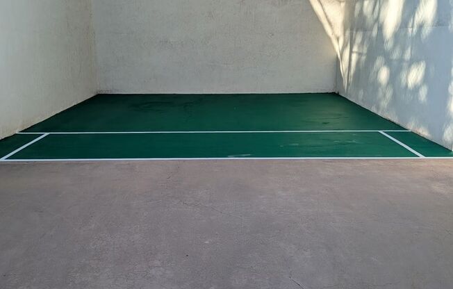 2 beds, 2 baths, $1,295, Unit # 167