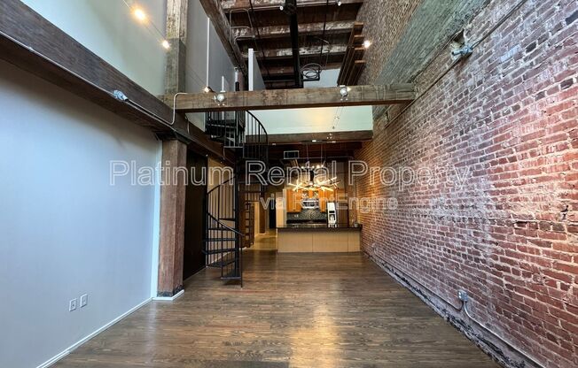 326 Nelson St SW Unit 203