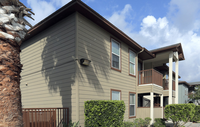 2 beds, 1 bath, 850 sqft, $1,134, Unit 0141