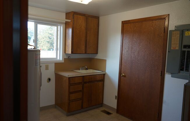 2 beds, 2 baths, $1,995