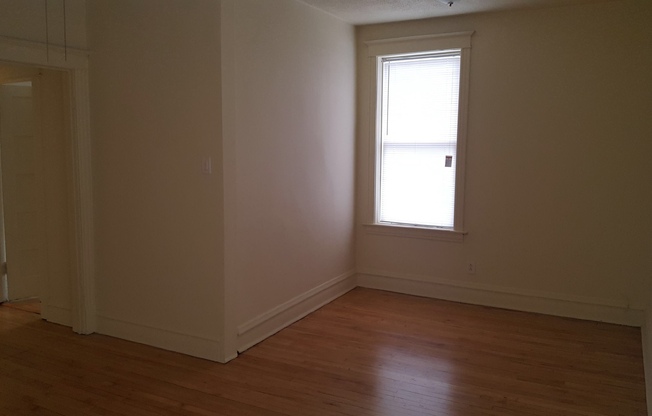 3 Bedroom Pet Friendly in Bridgeport
