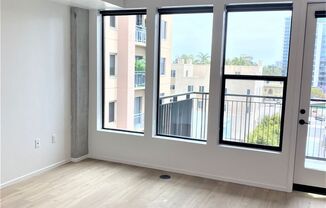 Studio, 1 bath, 411 sqft, $2,095, Unit 603