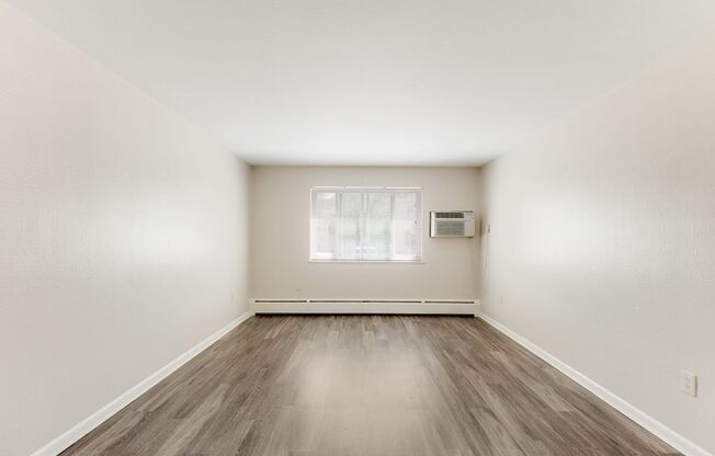 Studio, 1 bath, 450 sqft, $1,145