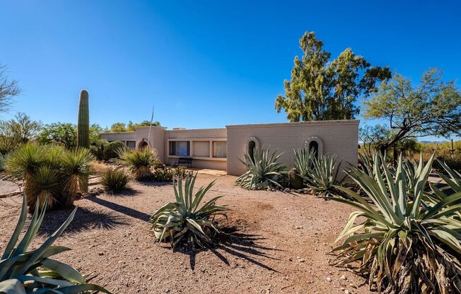 Hacienda-Style Gem with Pool – Spacious 3-Bedroom on Half Acre!