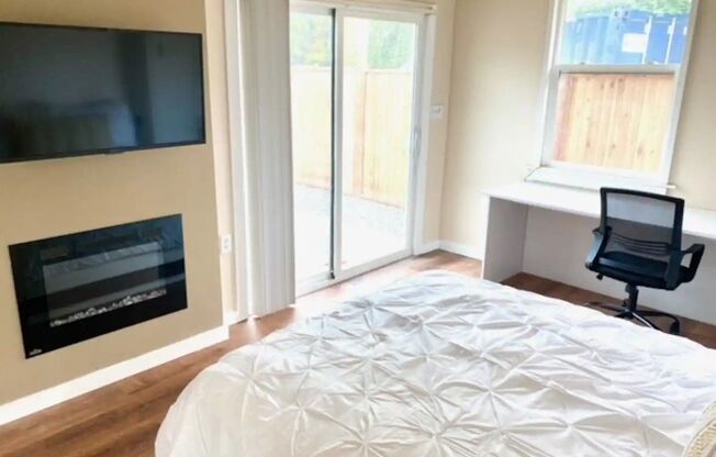 1 bed, 1 bath, $1,500