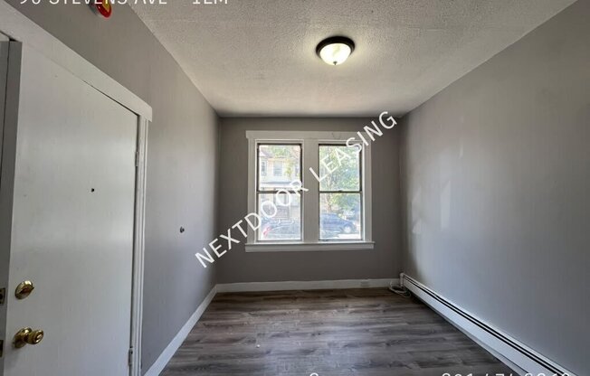 96 Stevens Ave Apt 3L
