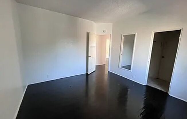 1 bed, 1 bath, $1,800