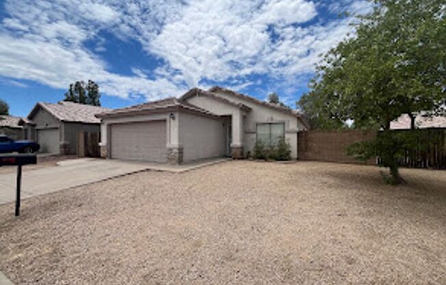 Charming 3-Bedroom Home in Horizons on Camelback with Park Views