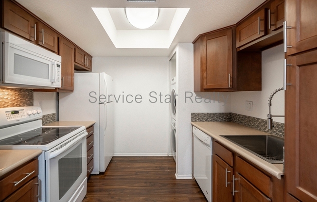 729 W COOLIDGE ST