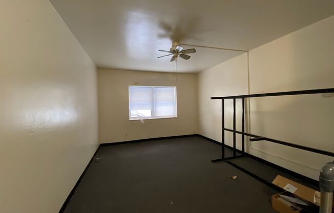 Studio, 1 bath, $795, Unit 3
