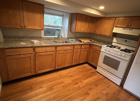 36 SAINT MARKS RD