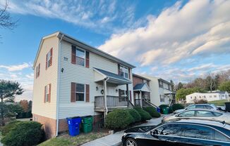 2 Bedroom, 1 Bath Apartment