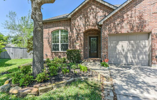 Offered by Precision Realty & Management, LLC!!