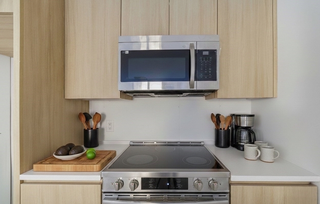 2 beds, 1 bath, 905 sqft, $5,000, Unit 510