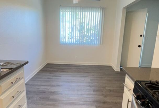2 beds, 1 bath, 1,100 sqft, $2,568, Unit 241-40
