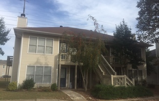 2705 LANTERN WALK