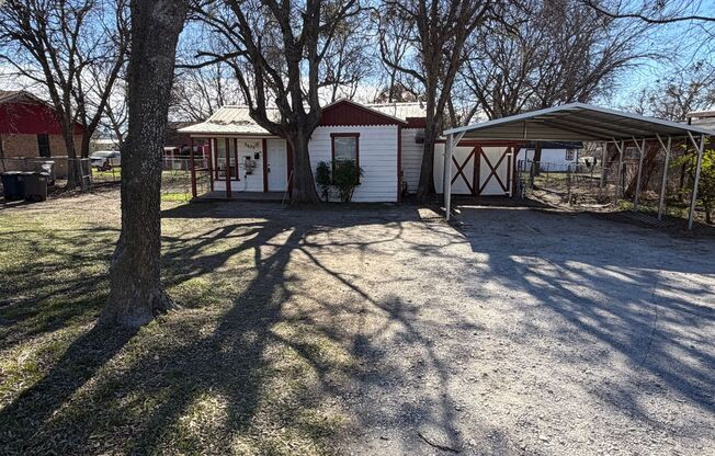 For Rent – 1 Bed / 1 Bath House in Fort Worth
