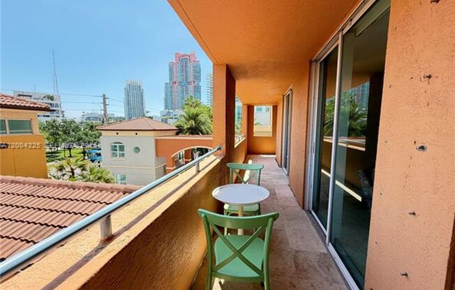 2 beds, 2 baths, 1,180 sqft, $5,000, Unit 90 Alton Rd # 301