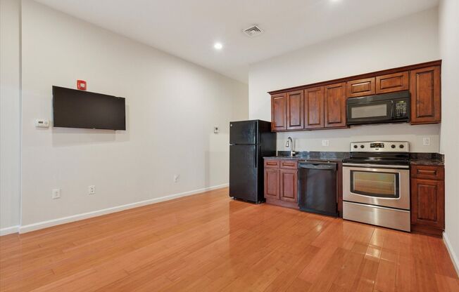 2 Bed 1 Bath Wash West