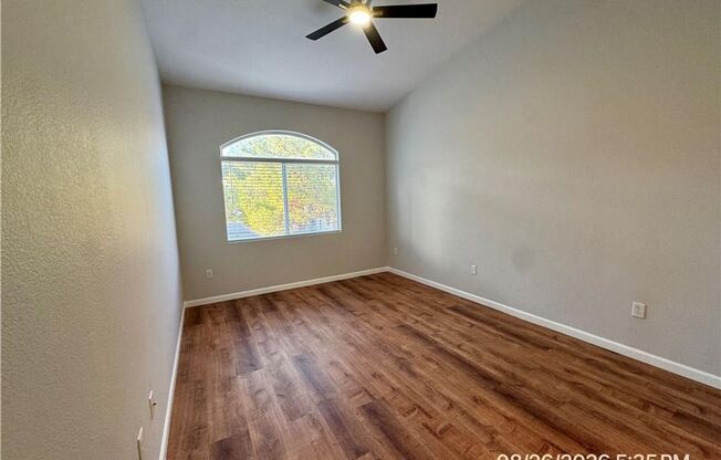 3 beds, 2 baths, $1,445, Unit # 4822