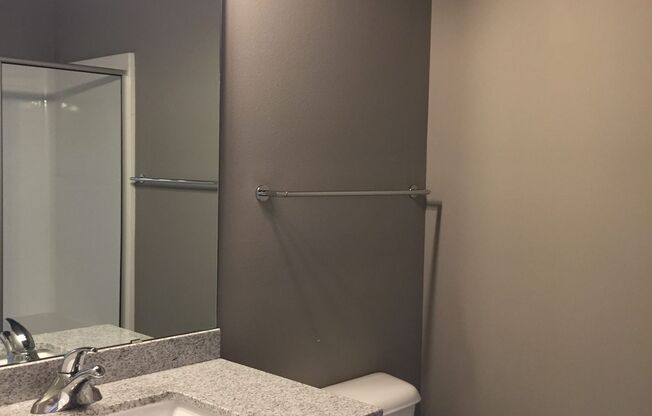 Studio, 1 bath, 515 sqft, $1,630, Unit 902-404