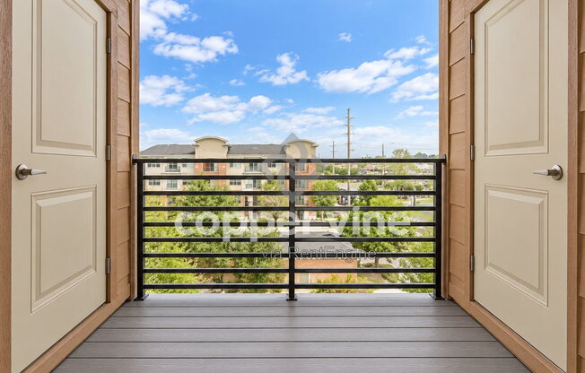 2 beds, 2 baths, 1,052 sqft, $1,965, Unit 522