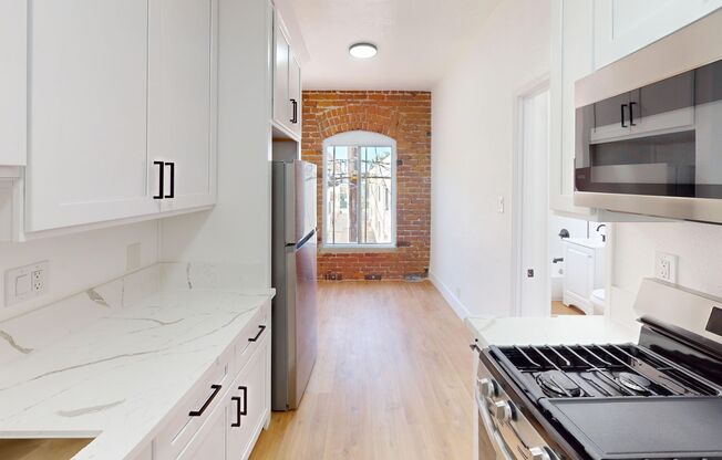 CCD - Country Club Dr. Apts.