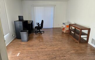 Lovely Ground Level 1 Bedroom 1 Bathroom In Irvine