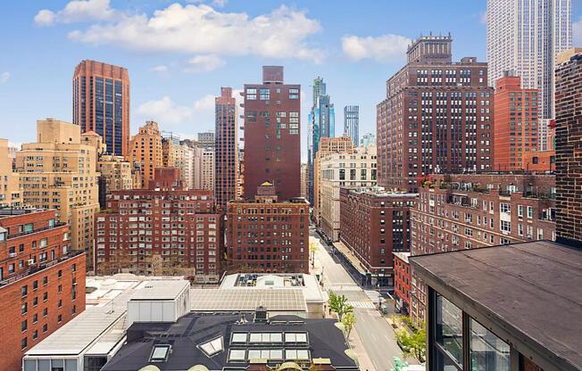 2 beds, 1 bath, $6,400, Unit 1803
