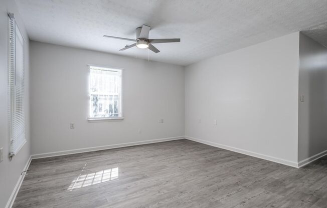 3 beds, 1 bath, $2,000