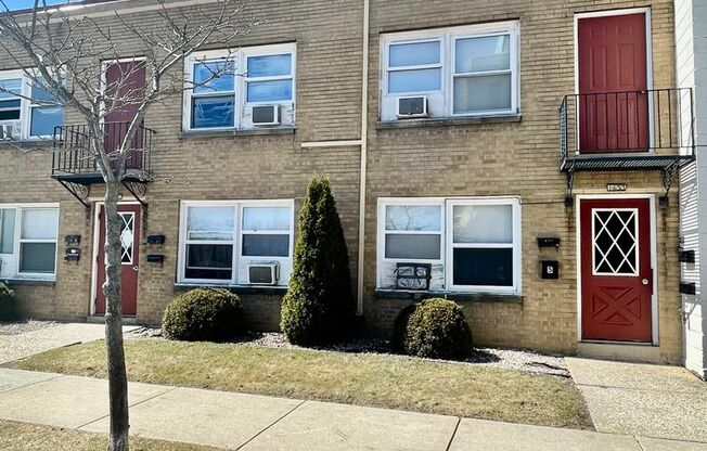 1653 S. 77th St.